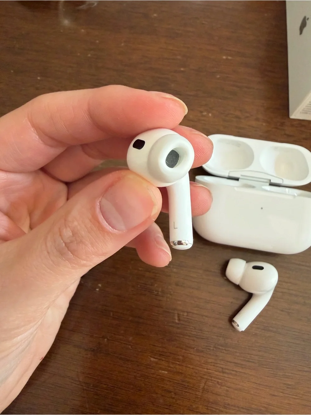 Apple White AirPods Pro 2 gen In-Ear Wireless Earbuds